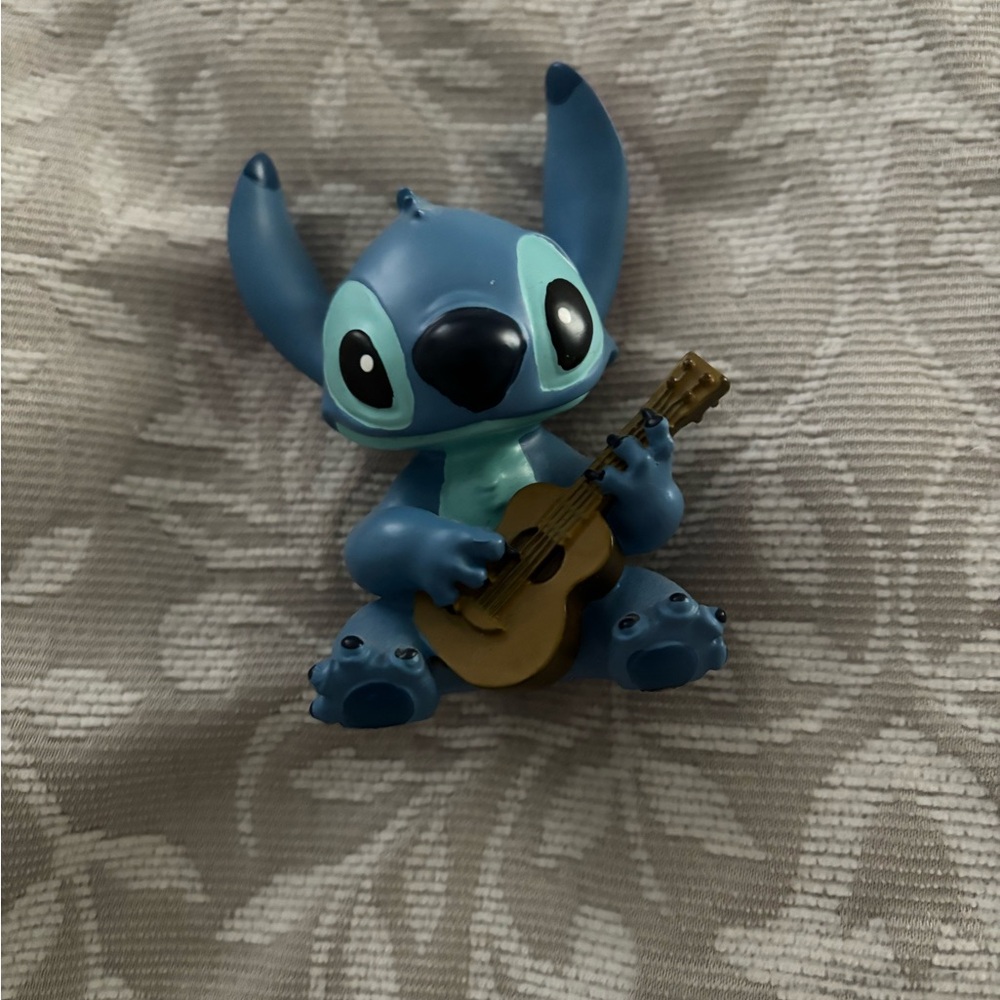 Disney stitch figure